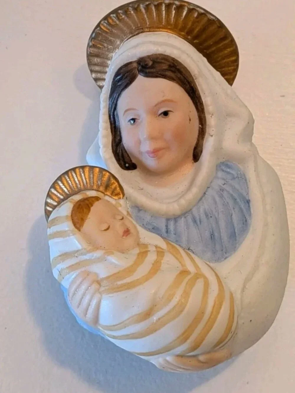 Hallmark Keepsake Ornament Virgin Mary & Jesus Christmas 1983 #39